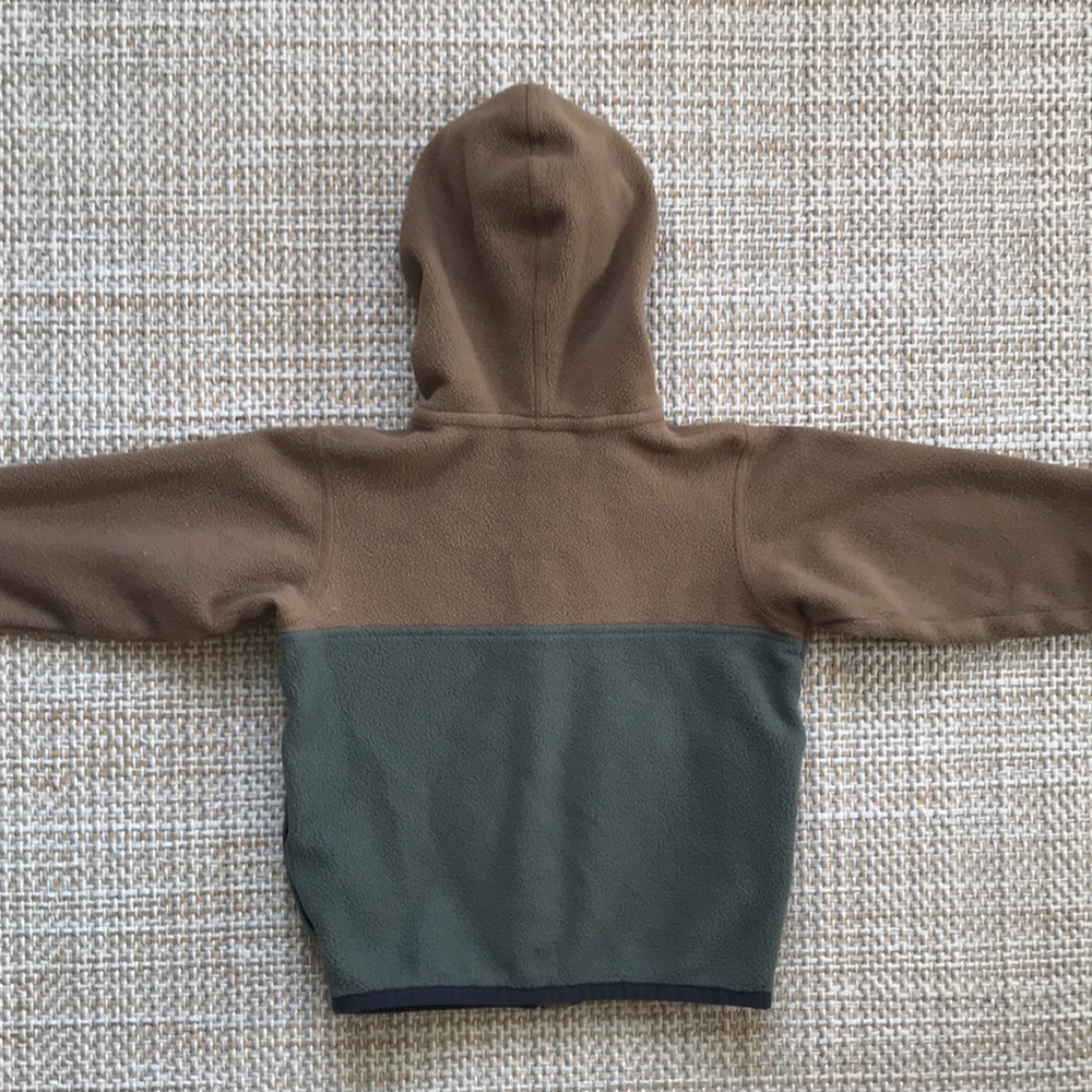 Patagonia Fleece Jacket (size 12-18m) - Picture 3 of 5